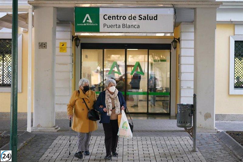 Andalucía establece el uso obligatorio de mascarillas en centros sanitarios a partir de este jueves.
