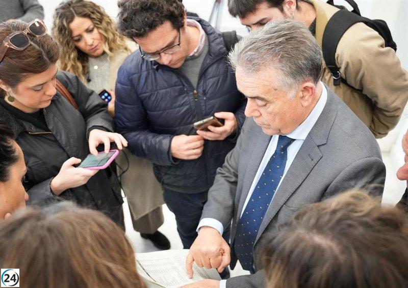 El Ayuntamiento de Almonte expulsa a la ministra Ribera y a Hugo Morán de su jurisdicción