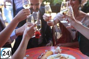 Las ferias de Andalucía impulsan el consumo de vinos finos y manzanillas: más de 12 millones de medias botellas vendidas.