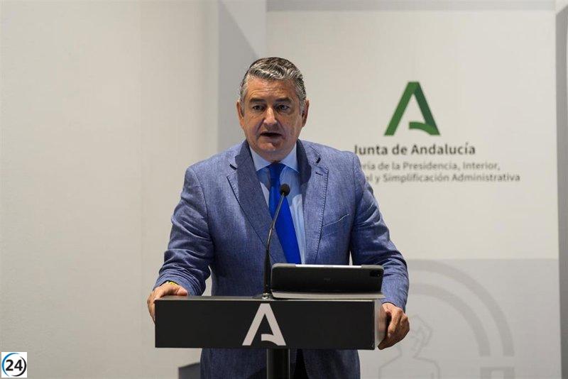 Sanz acusa al PSOE-A de fraude en el caso ERE y asegura que no ha terminado.