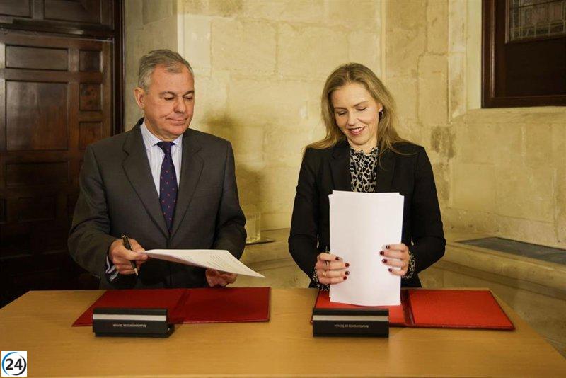 PP y Vox sellan pacto para el presupuesto municipal de Sevilla 2025.