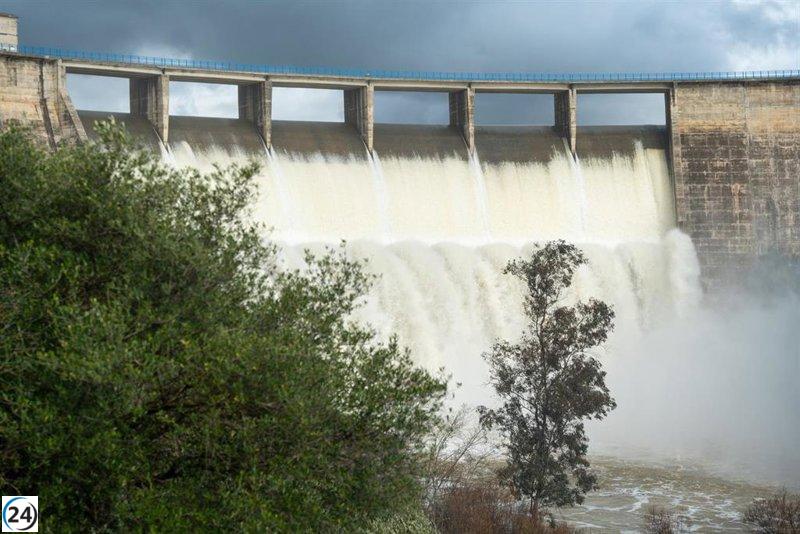 Aumento del 8% en el agua de los pantanos de Sevilla; Melonares llega al máximo tras la tormenta Jana.