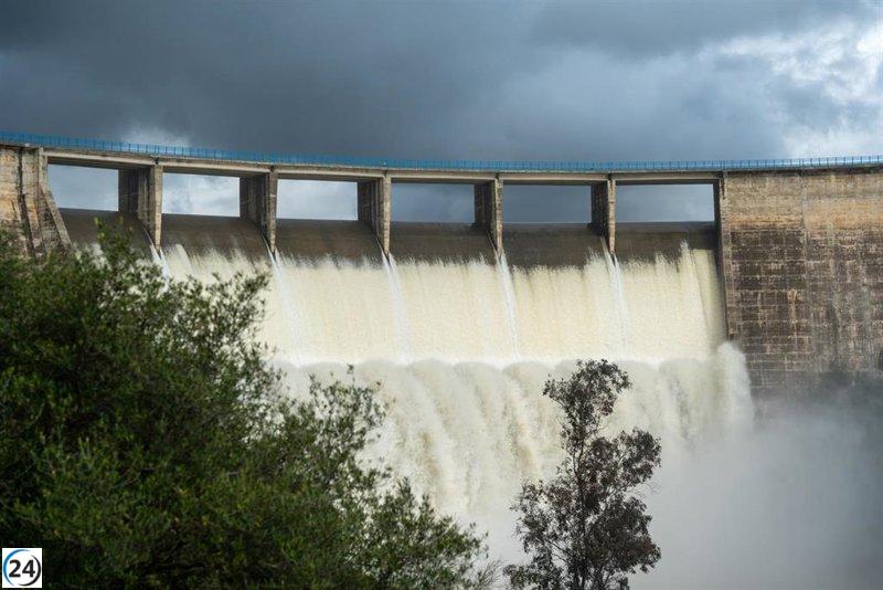 Andalucía apuesta por más embalses ante la escasez actual de recursos hídricos.