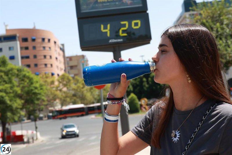 Escuelas de Andalucía podrán despedir a estudiantes anticipadamente ante alertas de calor extremo.