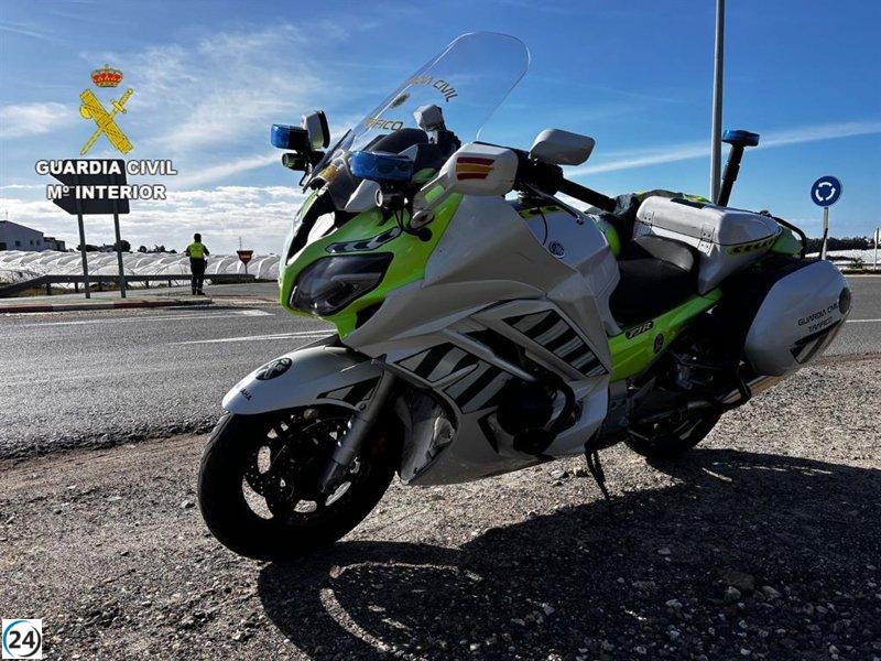 Detenidos en Huelva por manejar un vehículo robado, sin licencia y ebrios.