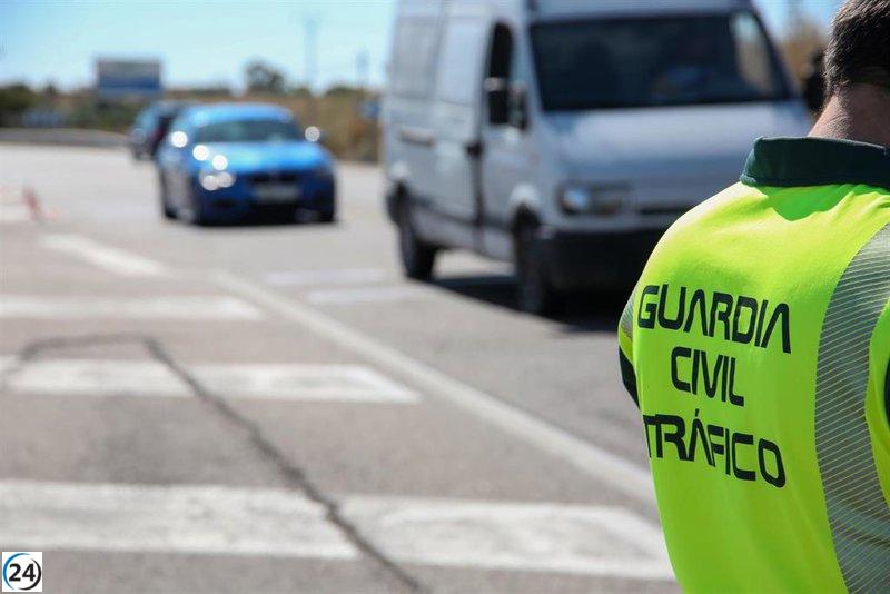Grave herido evacuado en helicóptero tras accidente en la A-334 de Almería, cinco más con lesiones menores.
