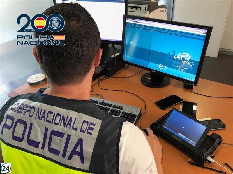 Desmantelan en Cádiz banda que estafó un millón de euros suplantando bancos por SMS; 19 arrestos.