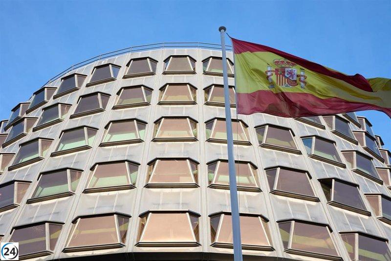 El Tribunal Constitucional evalúa la solicitud de Juana Rivas para frenar la entrega de su hijo al padre.