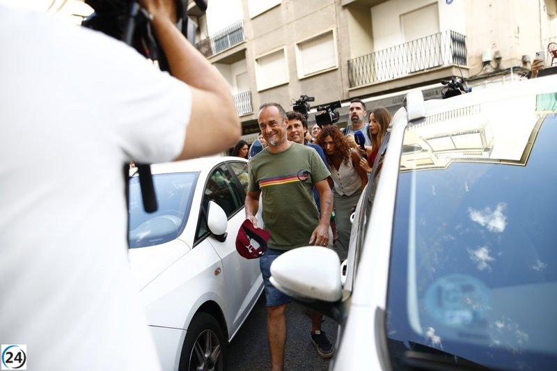 Padre del menor de Rivas llega a Granada a la espera de resolución del Tribunal Constitucional.