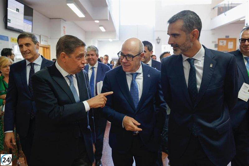 Planas insta a Moreno a priorizar la propuesta de quita sobre intereses de Génova.