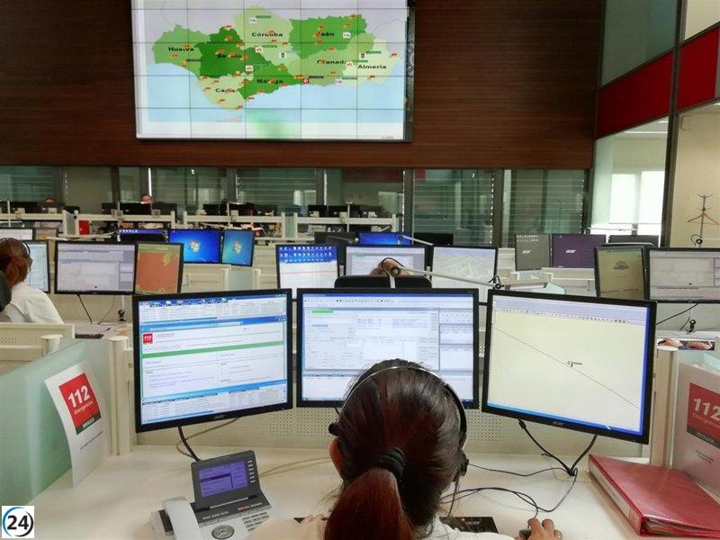 Fallece una mujer de 58 años y un joven resulta herido en un incendio en Cazalla de la Sierra.