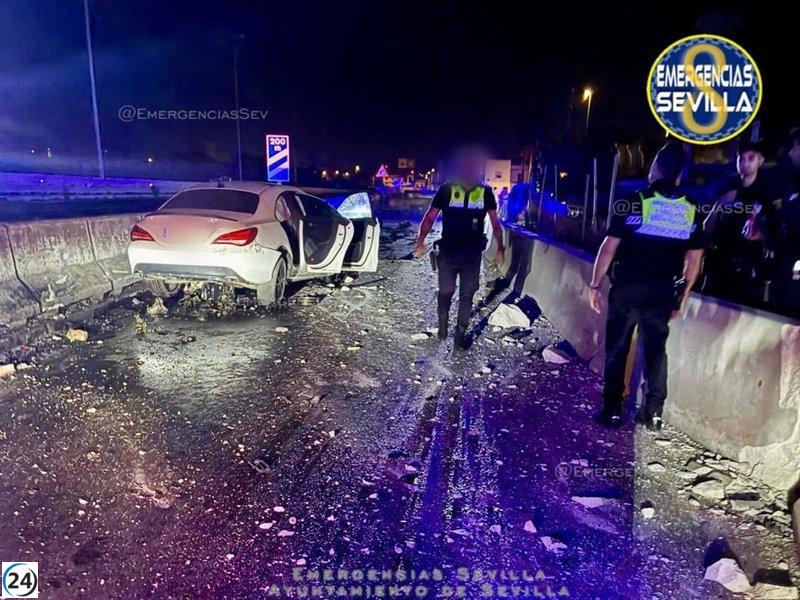 Cuatro personas lesionadas en choque en la A-92 en Torreblanca, Sevilla.