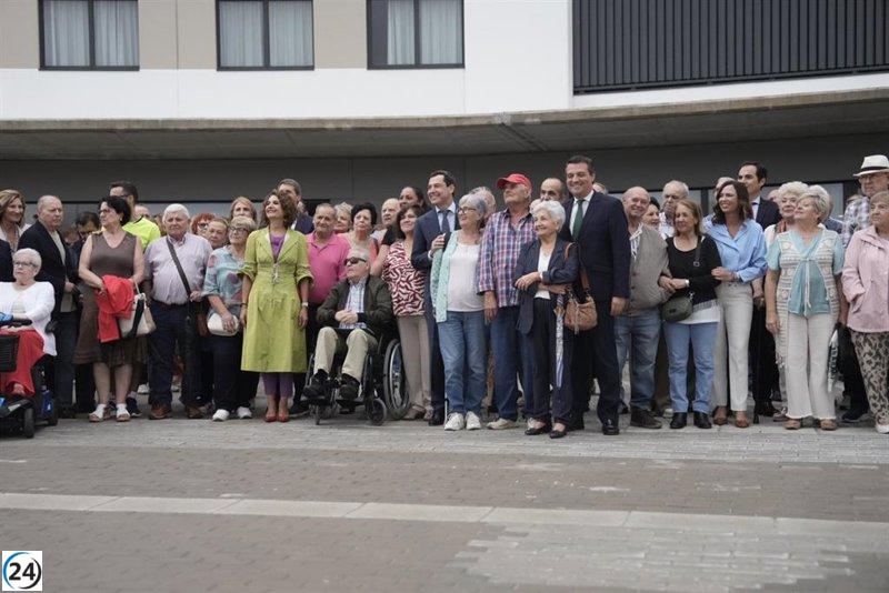 Moreno y Montero abogan por la unidad y reducir conflictos en la entrega de llaves en Córdoba.