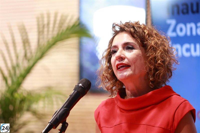 Montero interpela a Moreno por el grave escándalo de las listas de espera en el cribado de cáncer de mama.