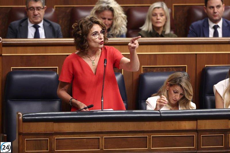 Montero denuncia intentos de la Junta por atribuirle fallos en el cribado de cáncer de mama: