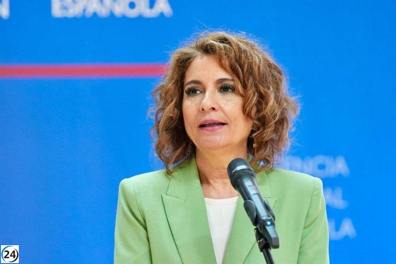 Montero aconseja a Moreno buscar una mayoría absoluta para evitar el fracaso electoral.