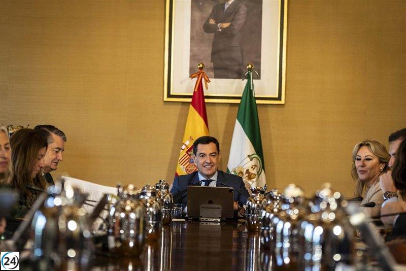 El Gobierno andaluz da luz verde al Presupuesto de 2026, el último de la legislatura.