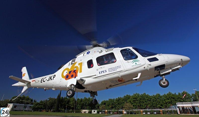 Trabajador resulta lesionado al caer de tres metros en una casa de Vera, Almería.