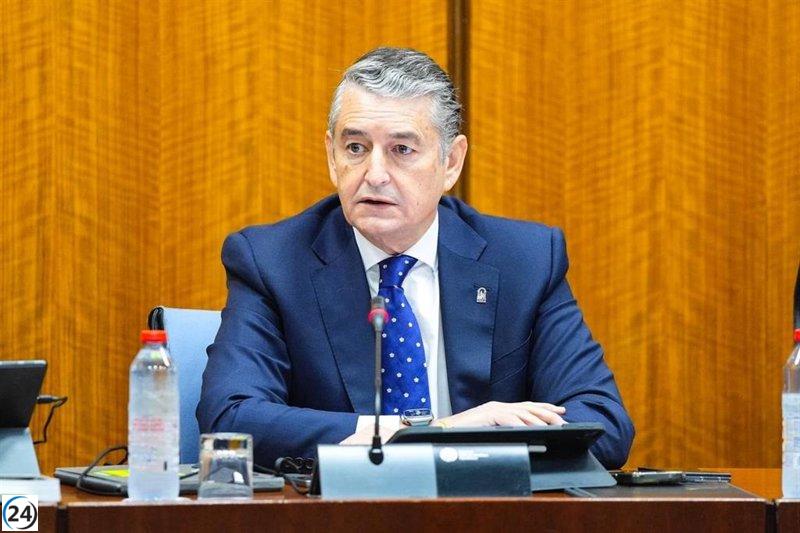 Sanz critica a Mónica García por reunirse con Amama: