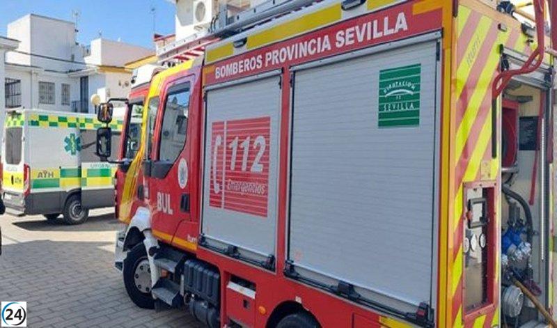 Fallece mujer en incendio de una casa rural en Lora del Río, Sevilla.