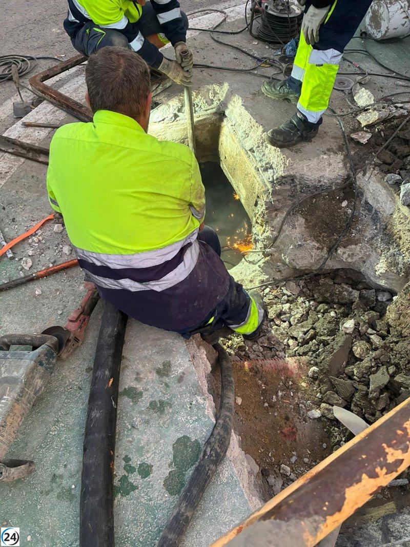 Puerto Real (Cádiz) declara emergencia y distribuye agua tras dos días sin suministro por ruptura de tubería.