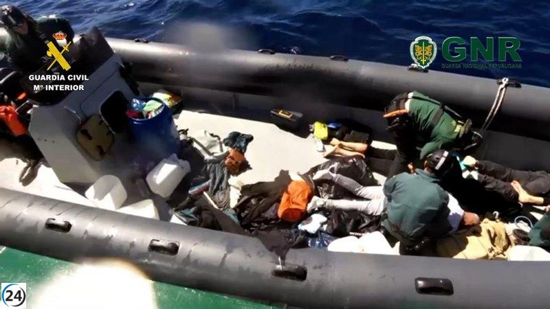 Desmantelan red narcotraficante: 15 arrestos y 1.500 kilos de hachís asegurados cerca de Huelva.