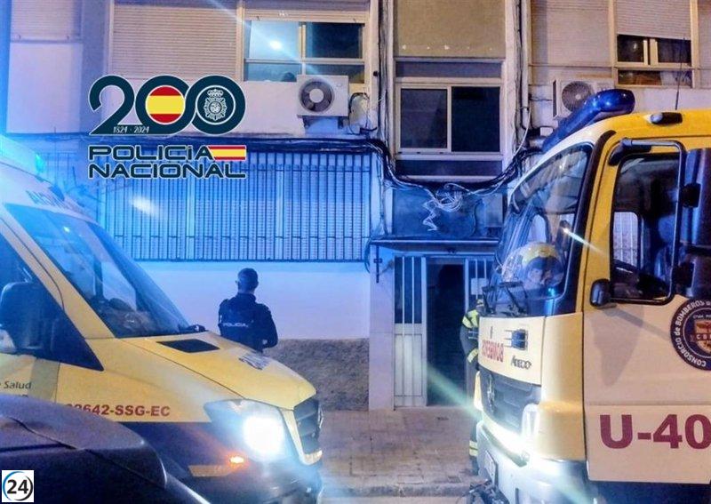 Cuatro integrantes de una familia en Jerez son evacuados tras un incidente de gas en su hogar.