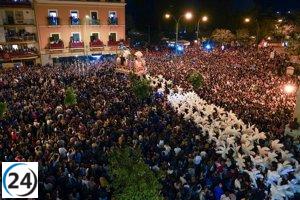 La Semana Santa de Sevilla logra récord de visitantes y ganancias: más de 1 millón y 400 millones respectivamente según Moreno.