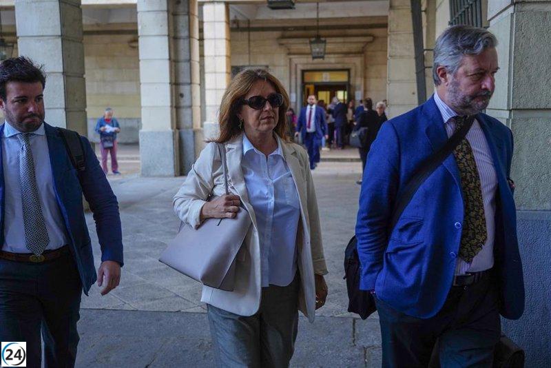 Exdirectora contable de la Faffe niega conocimiento de pagos en prostíbulos y se siente engañada.