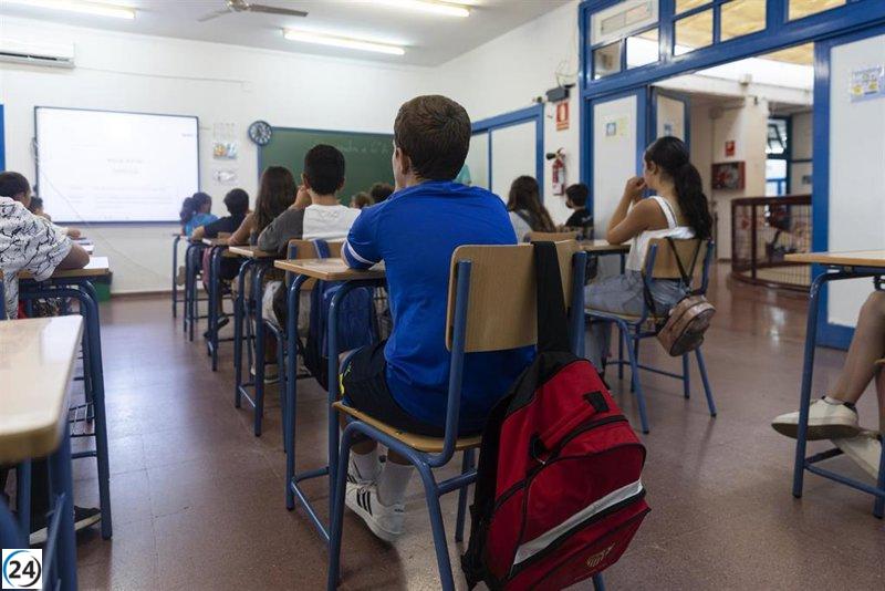 Andalucía publica órdenes de nuevos currículos para todas las etapas educativas.