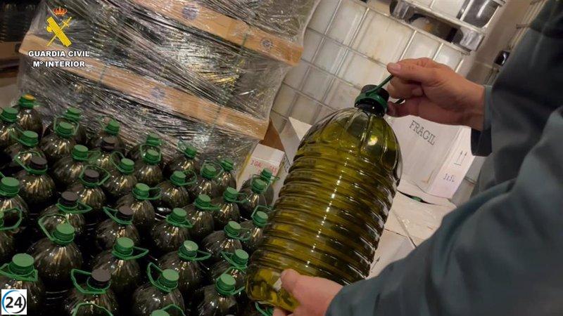 Incautan más de 143.000 litros de aceite falso en Sevilla.