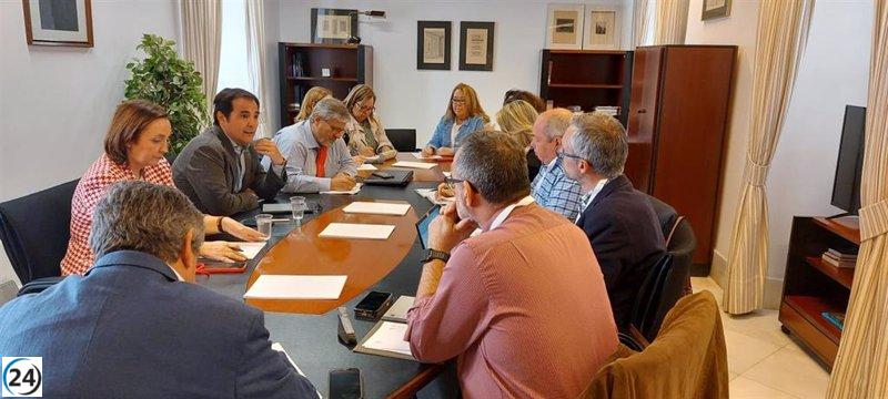 Andalucía y sindicatos pactan 778 plazas por concurso para estabilizar interinos duraderos