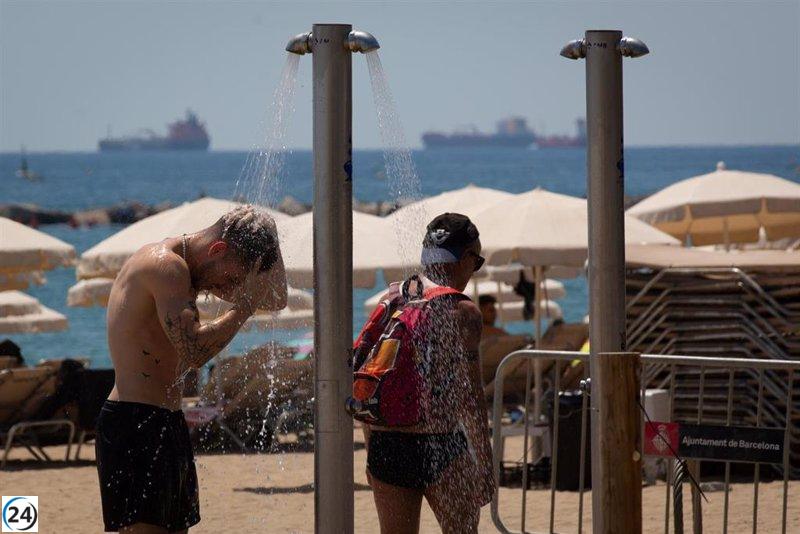 Málaga  endurece medidas contra sequía: cortará agua en duchas de playa