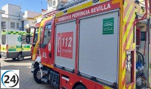 Niño es rescatado tras caer 10 metros a presa de El Retortillo en Peñaflor (Sevilla)