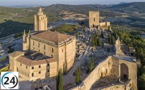 Niño cae de una iglesia en Alcalá la Real y es trasladado al hospital