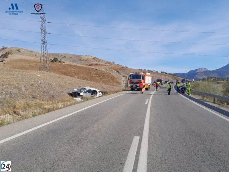 Trágico accidente en Ardales: un muerto y un herido tras colisión entre coche y moto en Málaga.