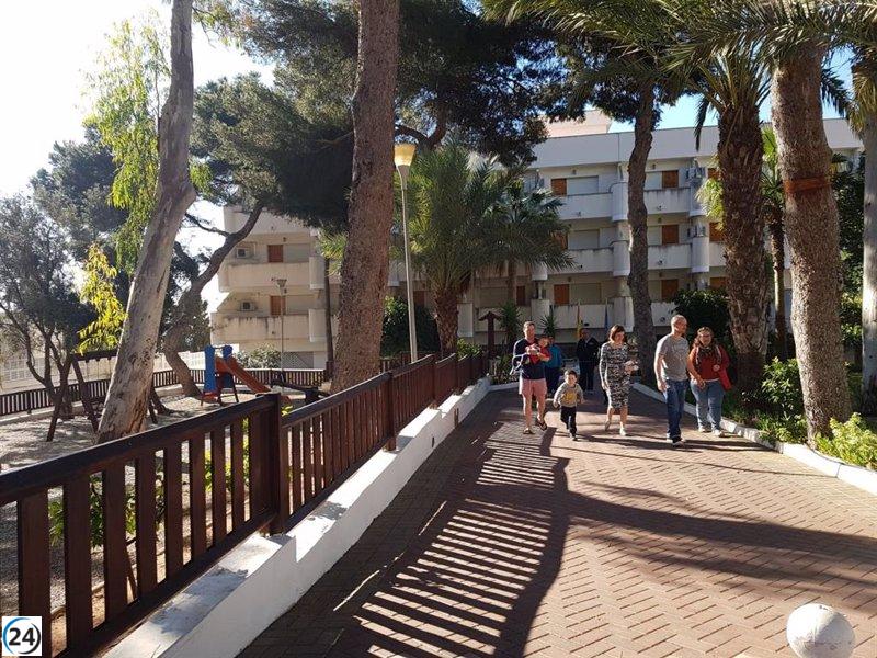 La Junta de Andalucía cesa la explotación de seis residencias de tiempo libre y reasigna a 341 empleados