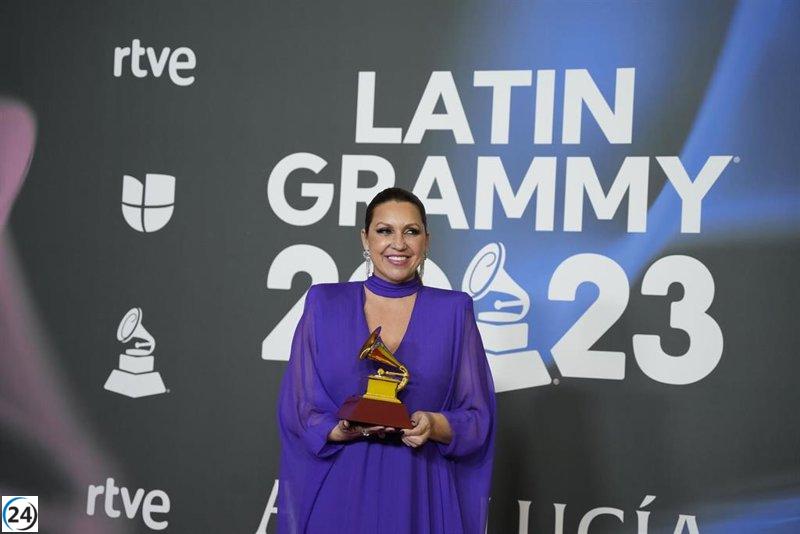 Pablo Alborán, sin premios, mientras Niña Pastori triunfa en los Latin Grammy con su álbum 'Camino'