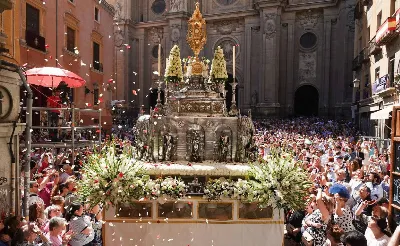 El Corpus Christi en Granada: Una fiesta religiosa y popular