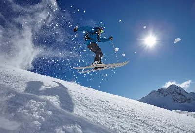 El Esquí en Sierra Nevada atrae a multitud de turistas