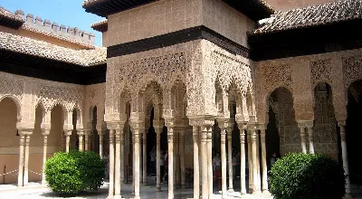 La Alhambra: una joya arquitectónica en Granada