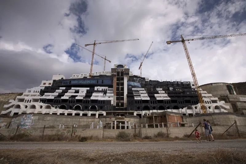 El Tribunal Superior de Justicia de Andalucía falla contra la expropiación del hotel Algarrobico