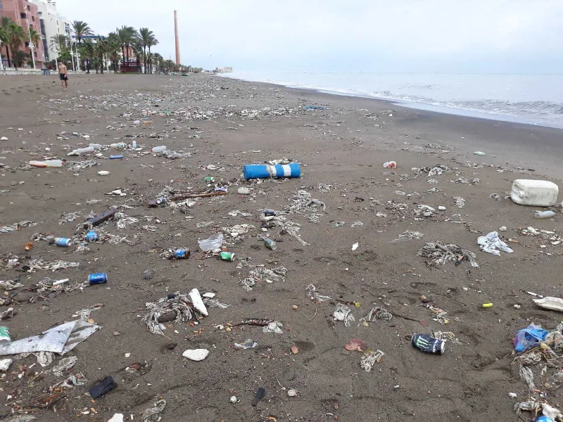 Contaminación en las playas de Málaga